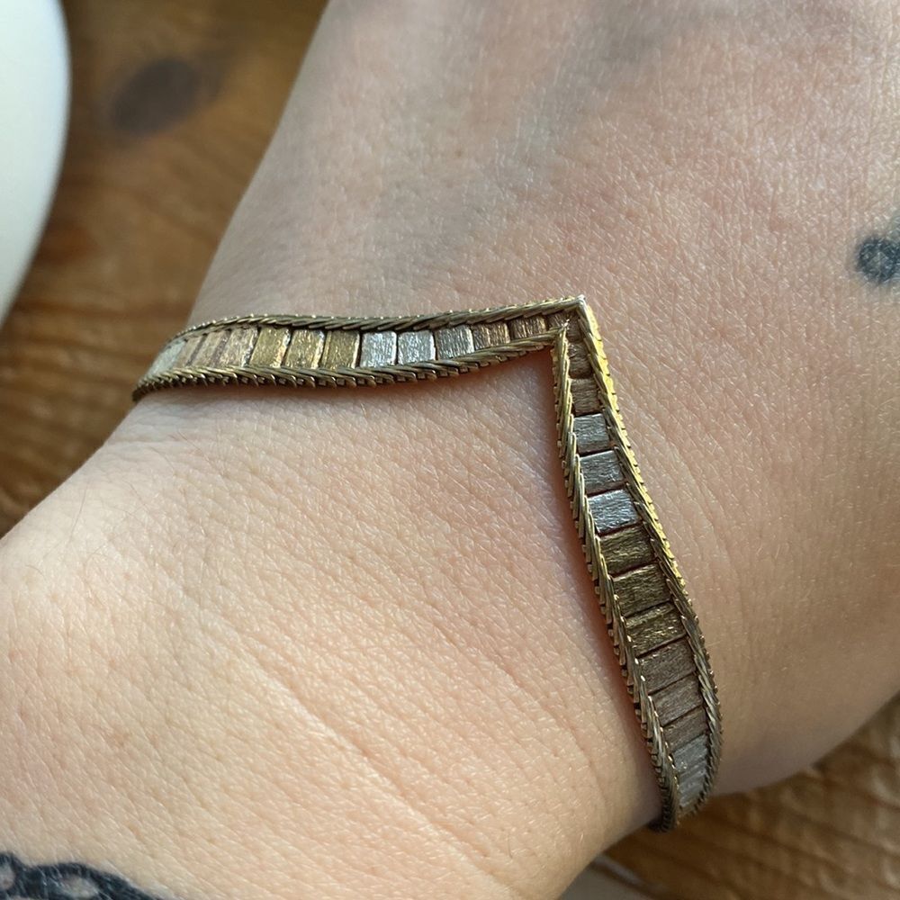 💛 Sterling Silver Vintage 3 Tone Chevron Bracelet